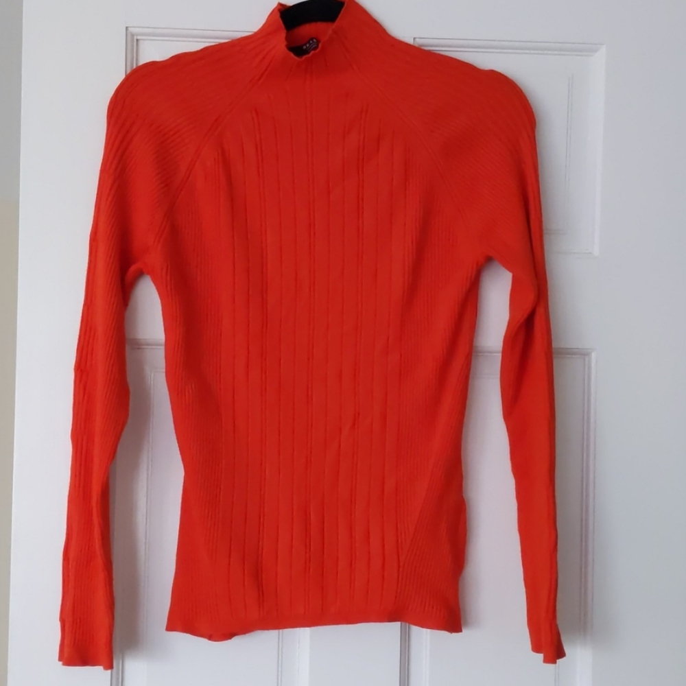 EUC Brass Mockneck Raglan L